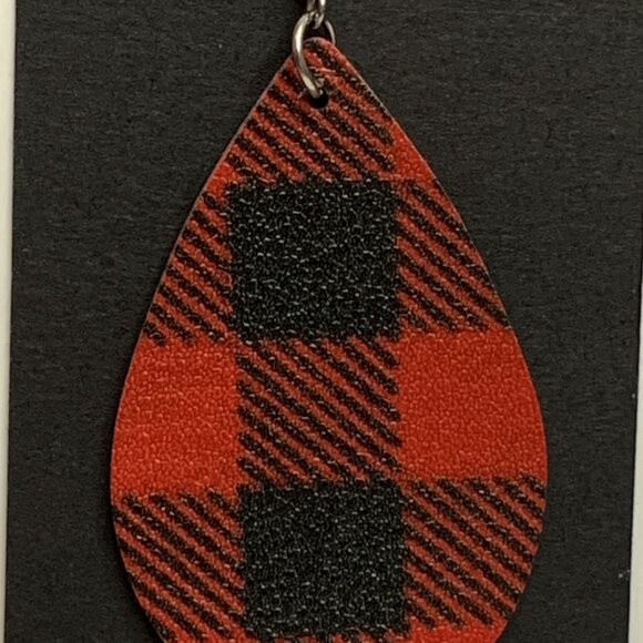 Buffalo Plaid Earring, Plaid Earring, Gift Idea, Valentine's Day Earring, Love - Picture 4 of 5